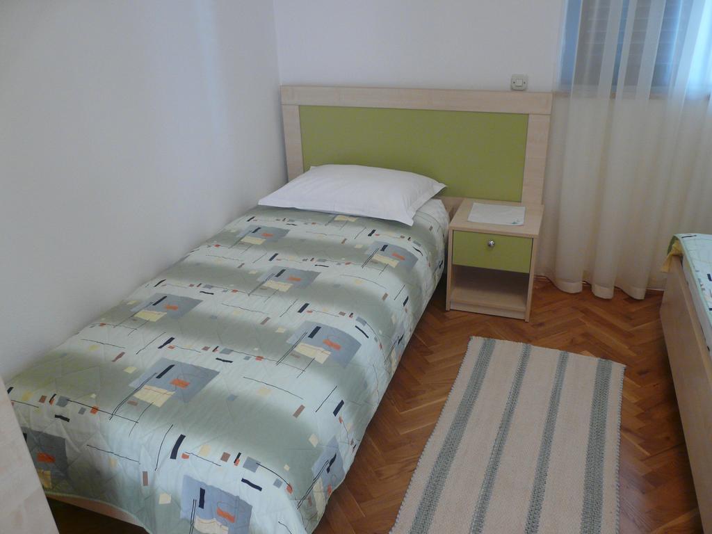 Apartments Mirela Poreč Exterior foto