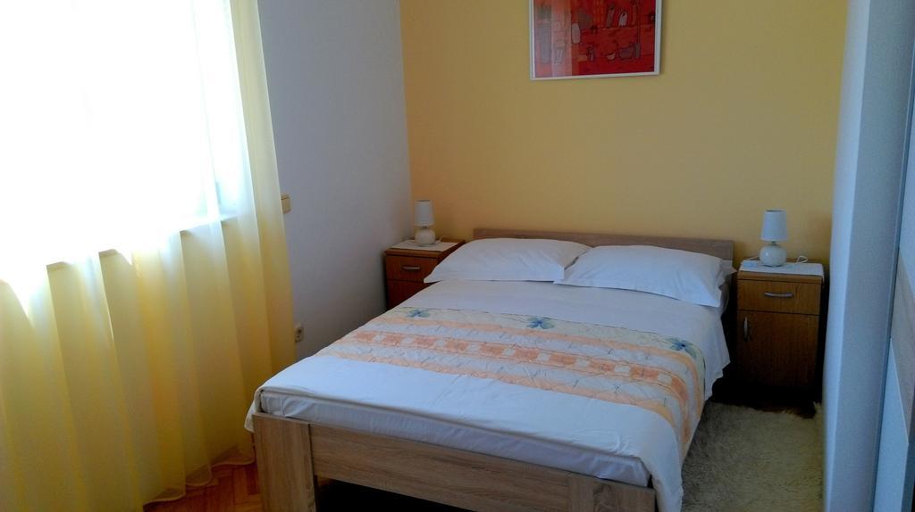 Apartments Mirela Poreč Exterior foto